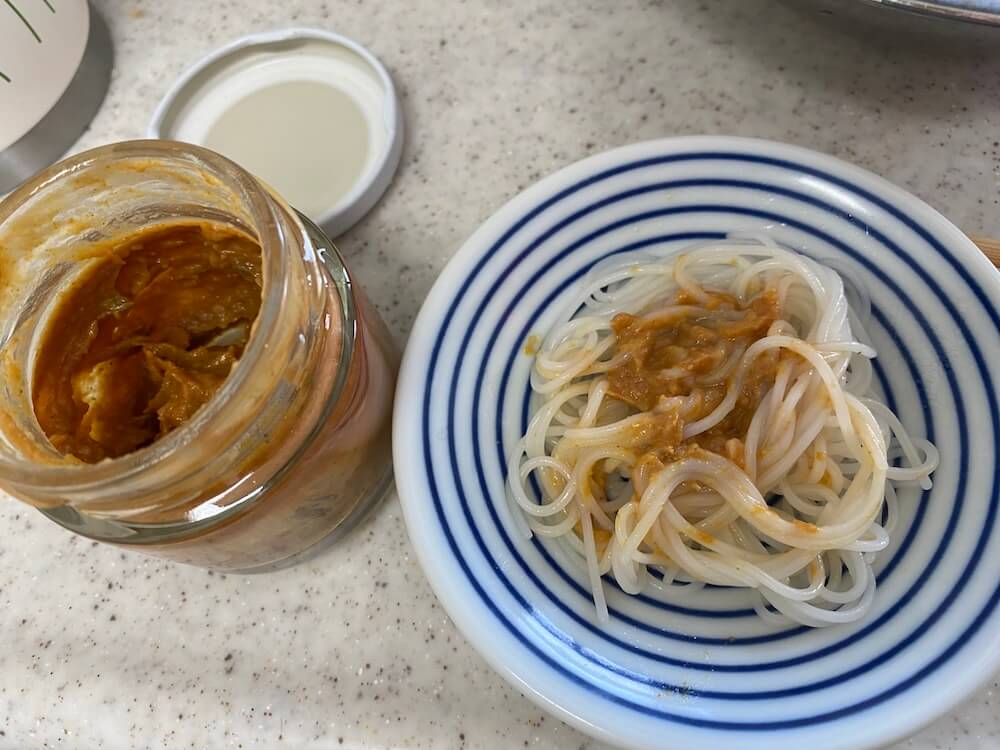 ビーフンのカレーソース載せ