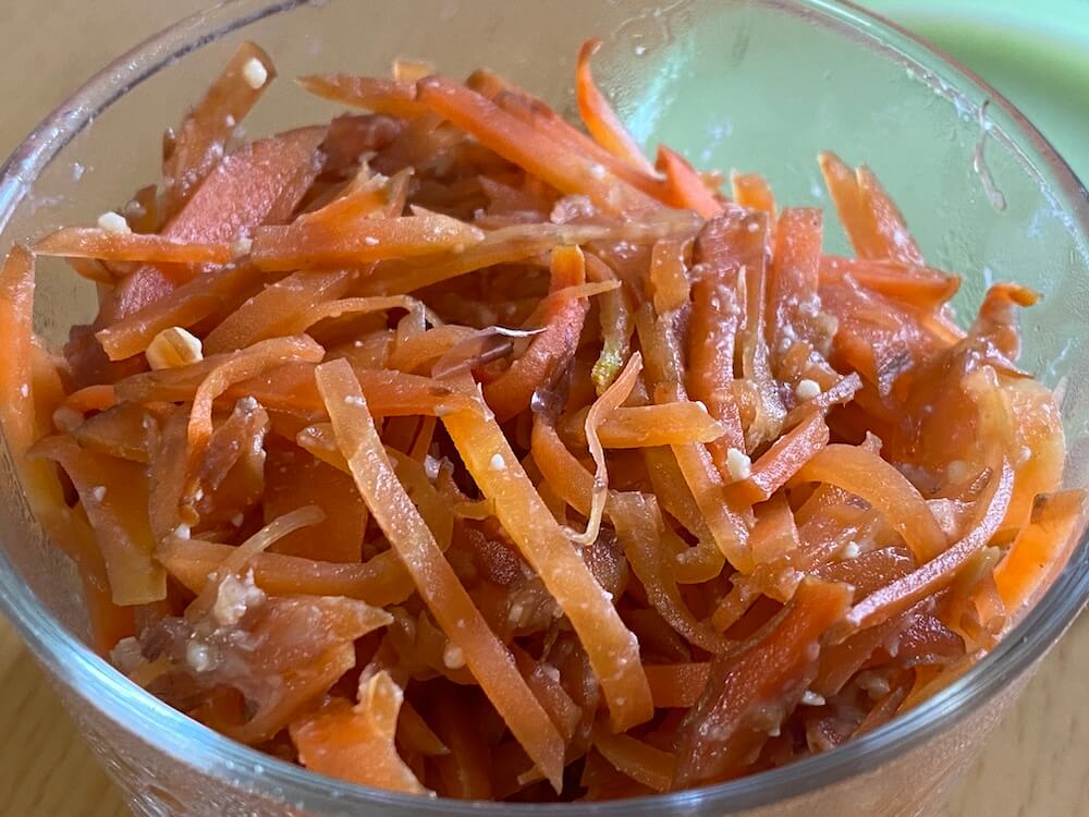 美味しいニンジンの鰹節味噌和え