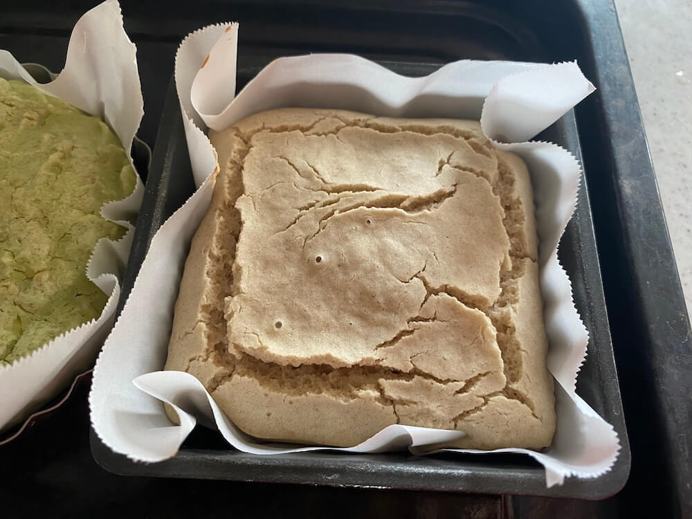 レーズンそば粉ケーキ