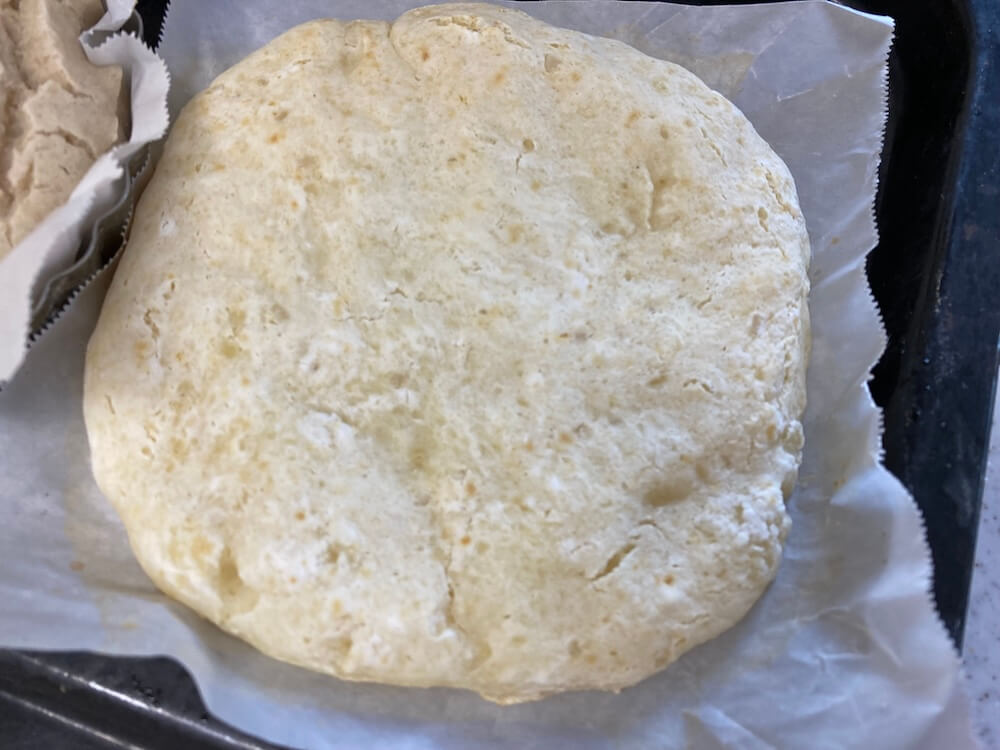 塩麹平焼きパン