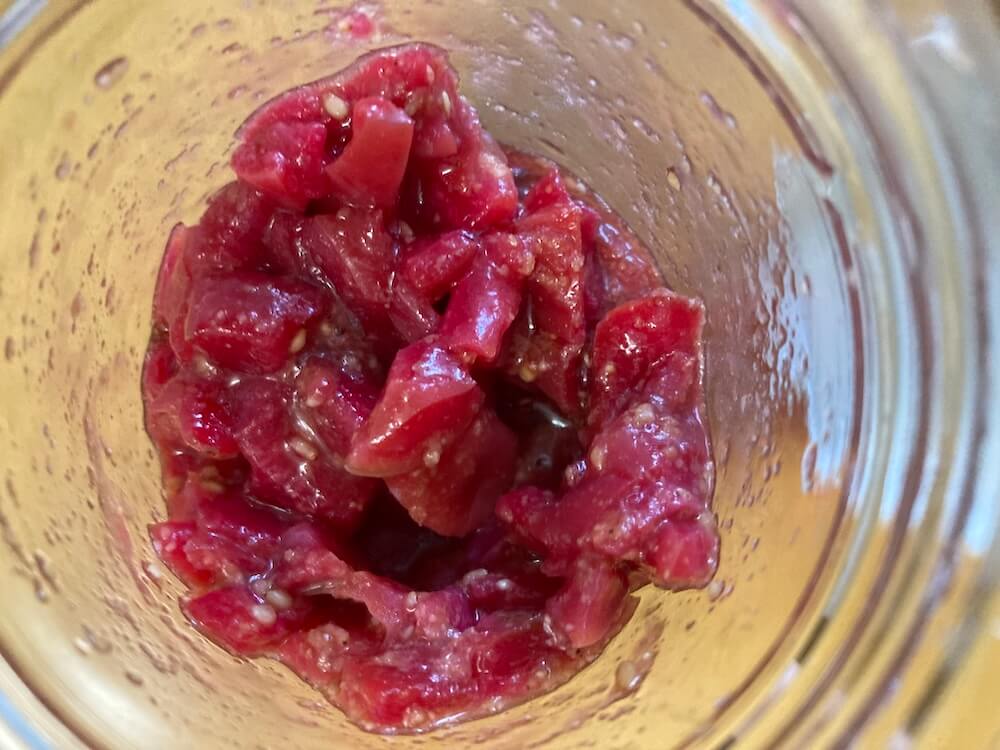 ドラゴンフルーツの皮のごま醤油和え