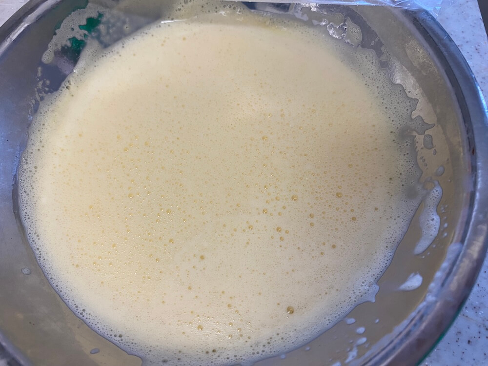 アイスクリームの準備ブレンダー後